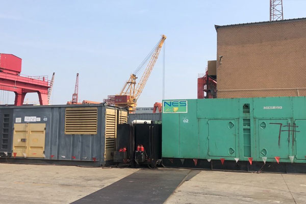 贵南发电机出租空气滤清器的清洁频率是多少？