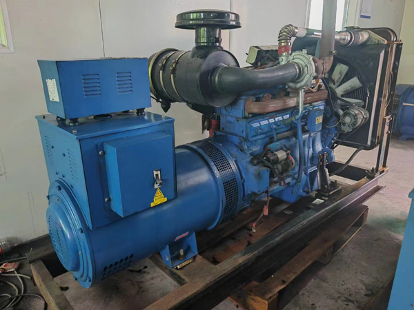贵南100kW柴油发电机组使用多级机油有哪些优缺点？