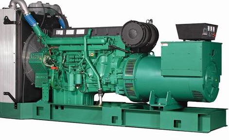 贵南发电机除垢后需要用清水冲洗水冷式机油散热器几次？